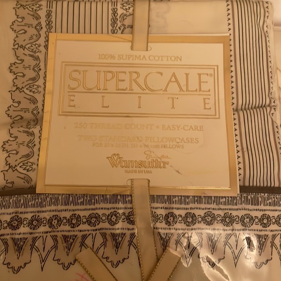 Wamsutta sheet set new in packages. Full fitted, flat and 2 standard pillowcases - Picture 10 of 10